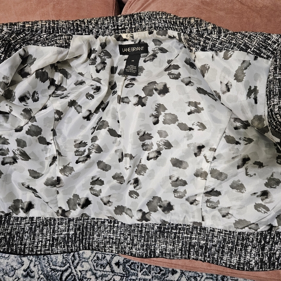 Lane Bryant Black and White Textured Blazer - Picture 5 of 6